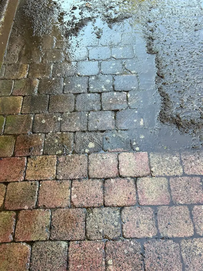 Gereinigtes Kopfsteinpflaster