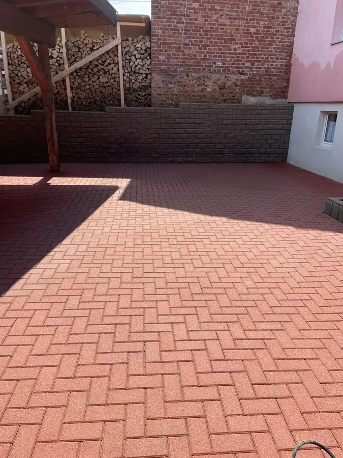 Gepflegte Hoffläche